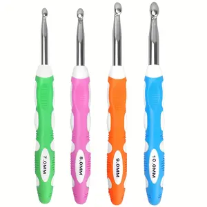 4Pcs Large Crochet Hooks Set 7mm 8mm 9mm 10mm Ergonomic Rubber Handle Perfect for Beginners and Crochet Lovers