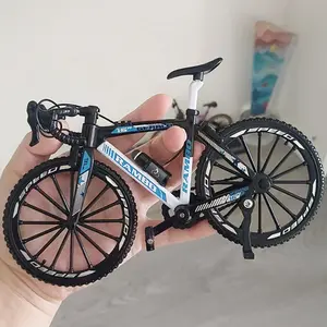 1:8 Black Bicycle Model Building Set, Manual Racing Bike Assembly Kit for Adults, DIY Desktop Collectible Toy, Creative Office Decor Gift, New Year Gift for Him Coworkers
