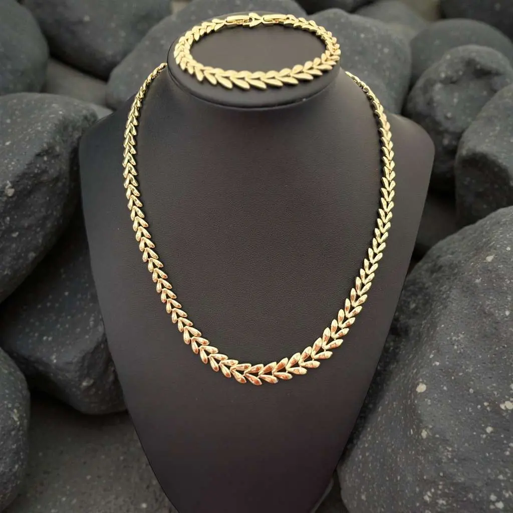 Gargantilla Espiga Clásica Laminada en Oro 14K