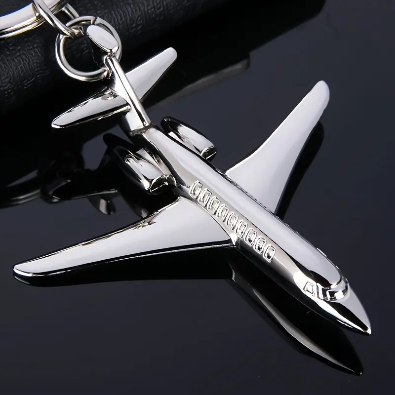 Fashion Keychain for Men, Stylish Alloy Metal Airplane Shape Pendant with Clip Attachment, Mini EDC Gear for Car Keys & Backpacks, Alternative Keychains, Attachment Keychains