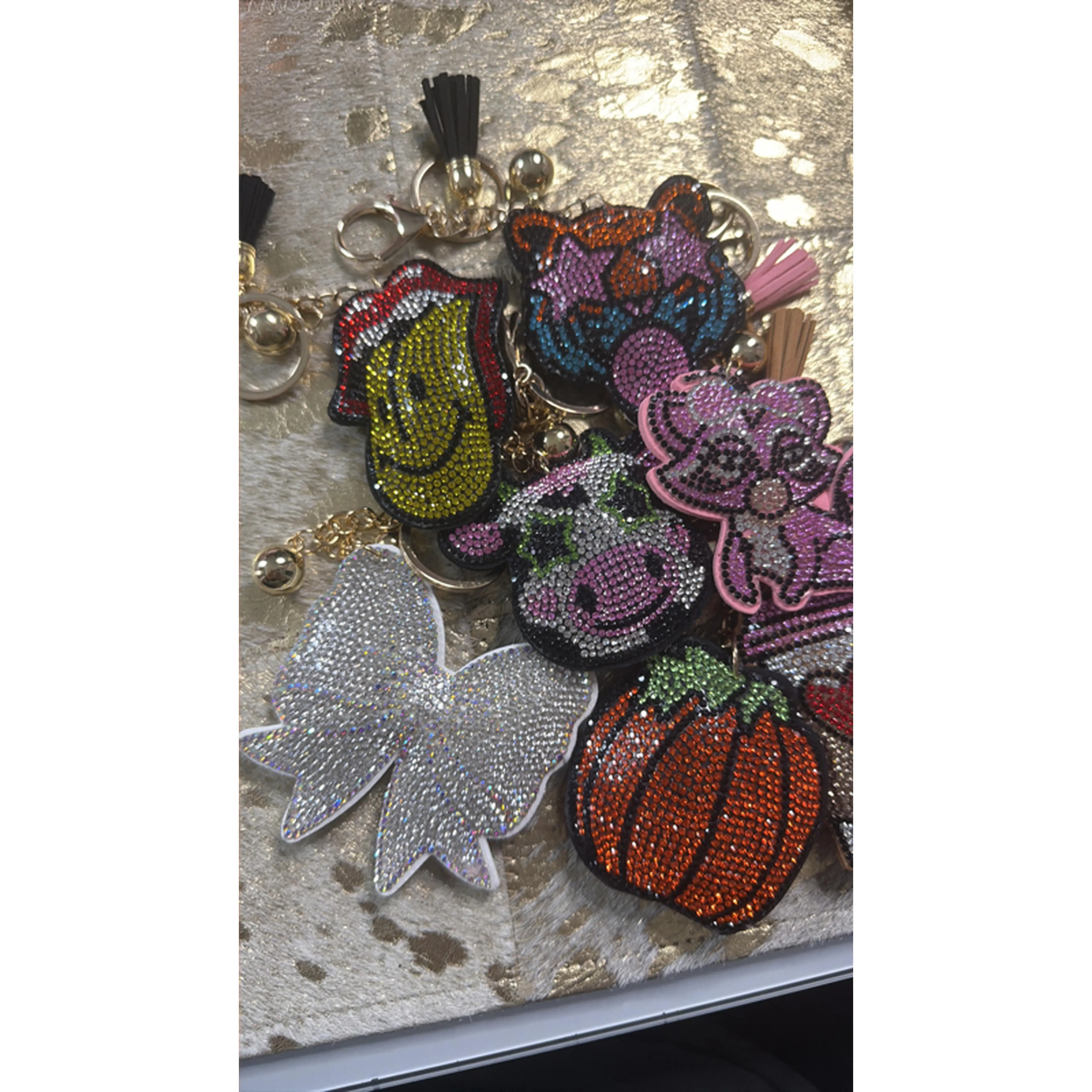 Halloween Keychains with Beads, Featuring Pumpkin, Ghost, and Smiley Face Designs, Perfect for Festive Decorations