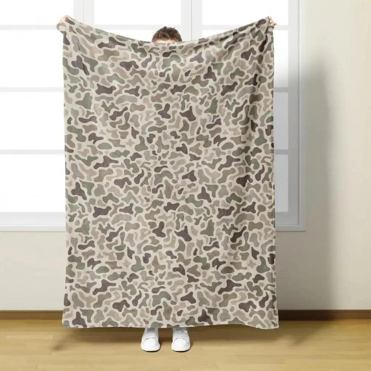 Retro Vintage Digital Print Flannel Polyester Blanket, Durable, Fade Resistant, Lightweight All-Season Blanket for Bed, Sofa, Camping Travel, Durable Blanket