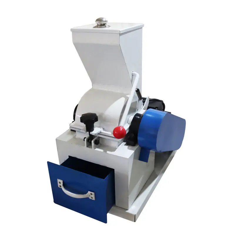 YOKOMA Small Hammer Crusher Rock Milling Breaker Electric Shatter Pulverizer for Coal Glass Slag Stone with 3/6/10mm Screen 220V 2500W