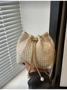 Mini New Fashion Straw Gold Chain Drawstring Bucket Bag Beach Bag Summer Style Crossbody Purse