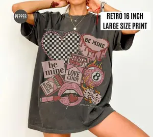 Comfort Colors Western Valentine's Day Collage Shirt – Premium Soft-Washed Retro Coquette Tee – Aesthetic Cowgirl XOXO Top – Trendy 2026 Western Romance Apparel – Soft-Washed Oversized Desert Love Tee