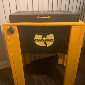 Custom wooden cooler