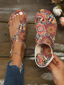 Women's Summer Boho Nut Flower Toe Thong Flat Sandals, Casual PU Leather Beach Shoes, Ethnic Print Open Toe Footbed Slippers, Casual Flip Flops