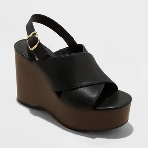 Women's Naomi Wood Wedge Heels with Memory Foam Insole - Universal Thread