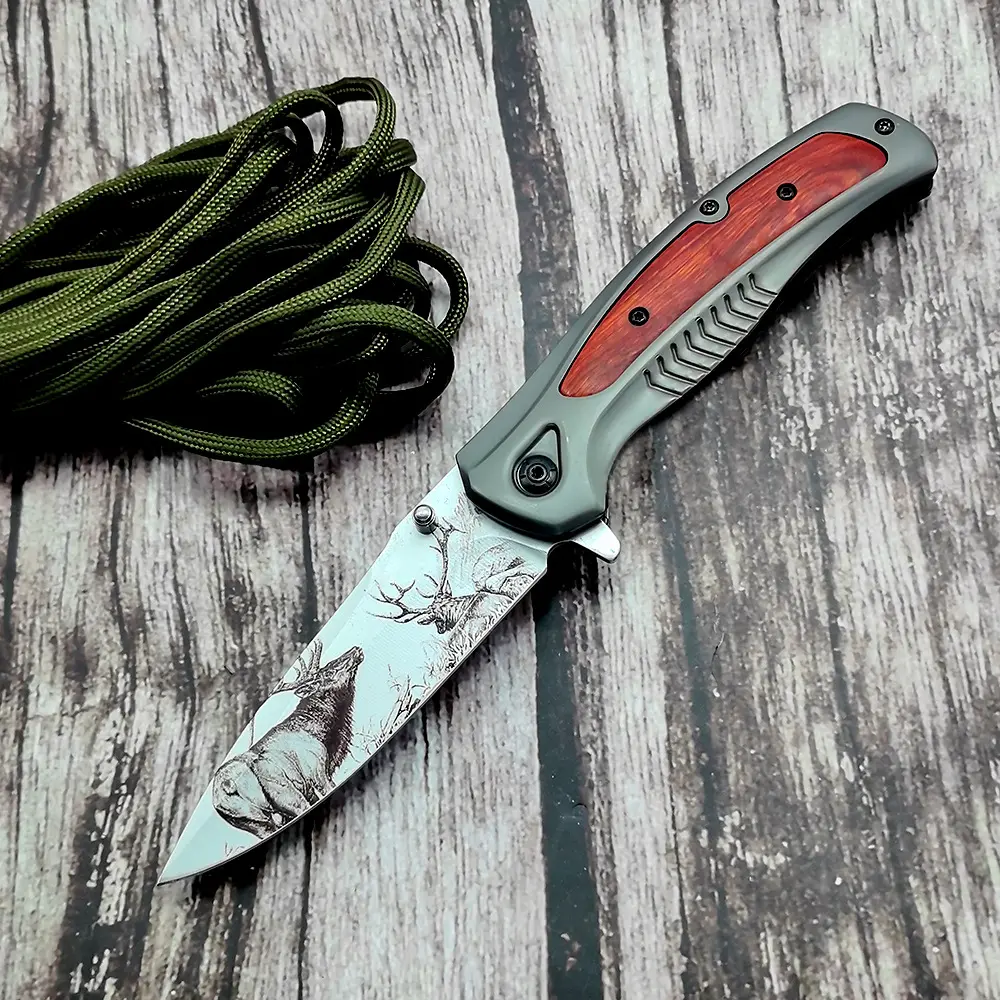 Deer Design Pocket Knife, Personalized Christmas Gift for Men, Wooden Handle Folding Knife with Sharp Blade, Compact EDC Tool for Camping, Hiking, Survival & Daily Use