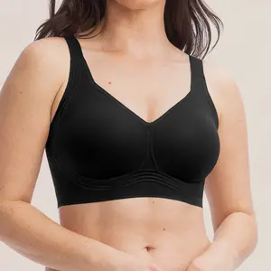 Shapermint Essentials Everyday Wireless Jelly Bra