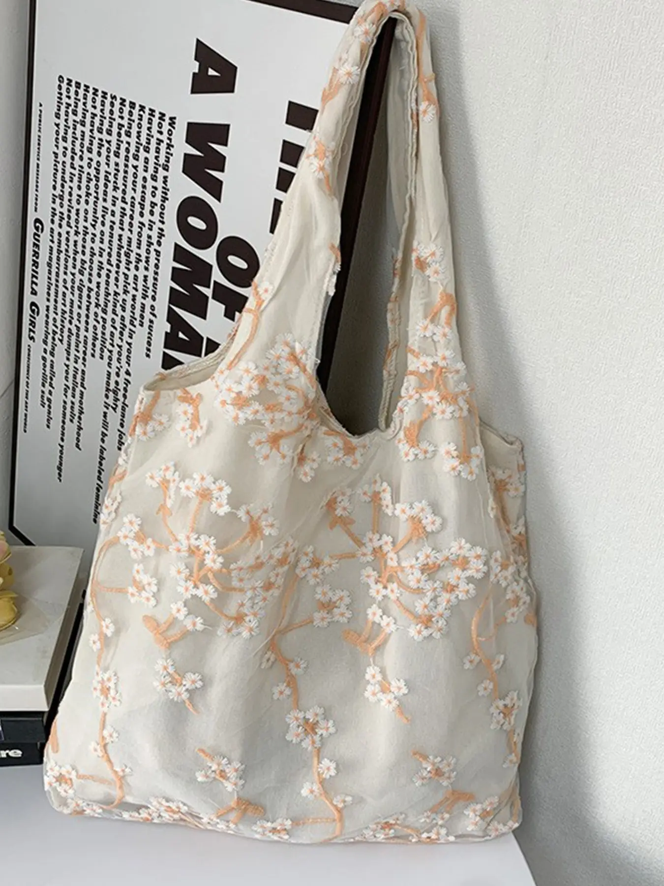 1pc  Women's one shoulder tote bag, lightweight tote bag with flower print, fashionable and versatile, Stylish Work Bag, elegant and trendy, suitable for students to go to school, commute, shopping, portable women's tote bag