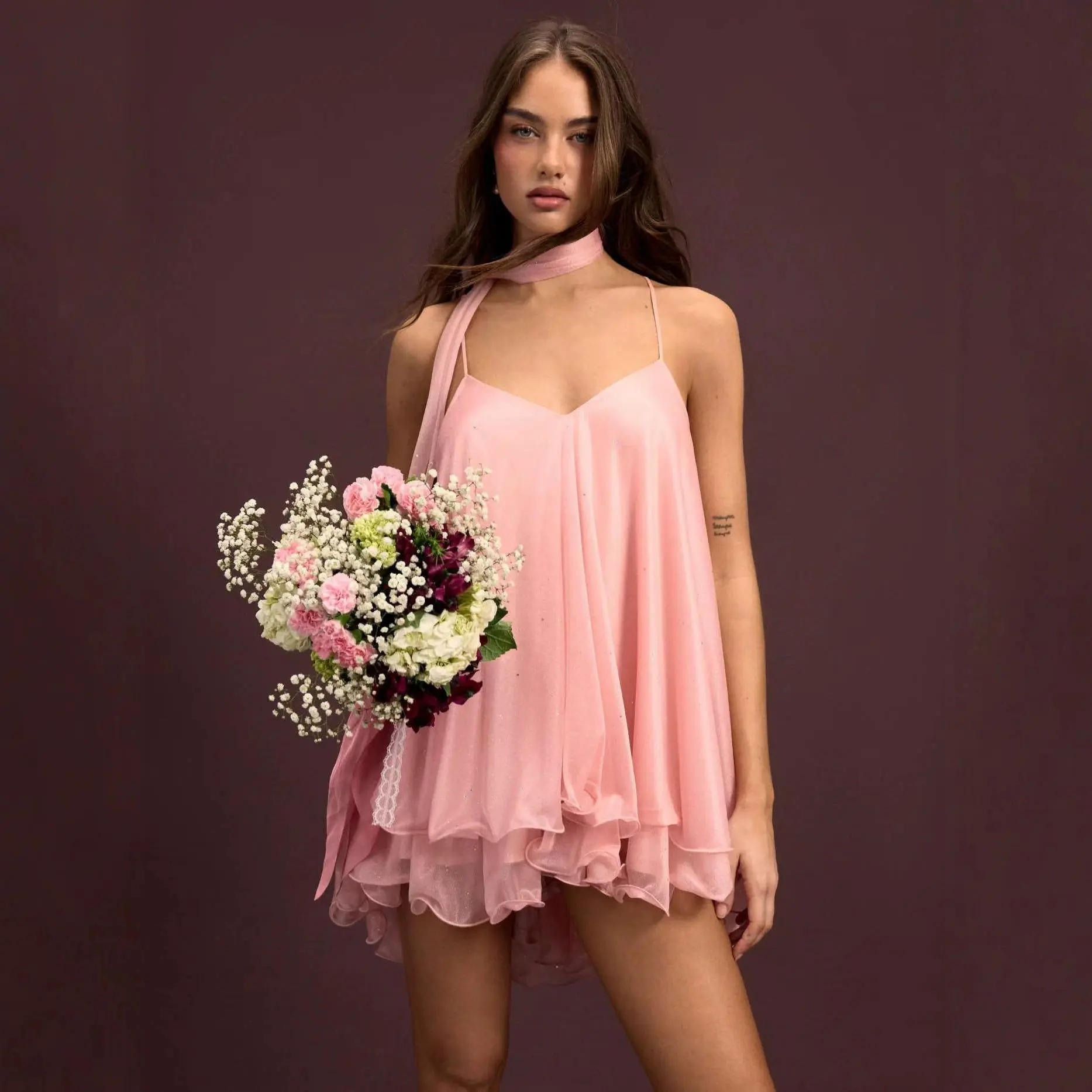 Cider V-Neck Halter Ruffled Hem Tulle Glitter Mini Dress Casual Wear Sexy Glamorous Women's Party Clubbing Festival Gown, Oversized Loose Fit Bounce Sundress with Scarf for Summer