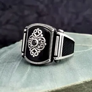 Men's Vintage Ring, 1 Piece - New Style Creative Luxury Design, Inlaid With Synthetic Gemstones, Men's Jewelry, Perfect Holiday Gift For Husband & Father