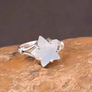 Vintage Wiccan Hexagram Moonstone Ring, a bohemian-style women's ring with a natural aesthetic, featuring an exquisite prong-set design. A simple, natural-looking everyday accessory and the perfect holiday gift for a friend.