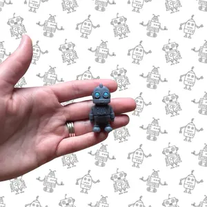 Tiny Robot Fidget Toy – 3D Printed Robot Toy - Tiny Robot Desk Toy - Little Robot Fidget Friend - Mini Robot Fidget Sensory Toy