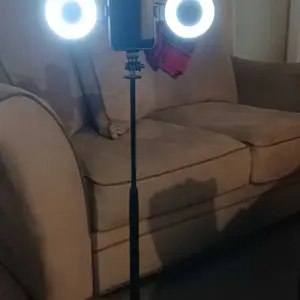 Product Review of New 6 in 1 Selfie Stick With Fill Light, 67" Phone Tripod & Wireless Remote Page Turner,Bluetooth Camera Video Recording Remote,Music Control, for iPhone ,iPad ,iOS,Android from C**a L**n