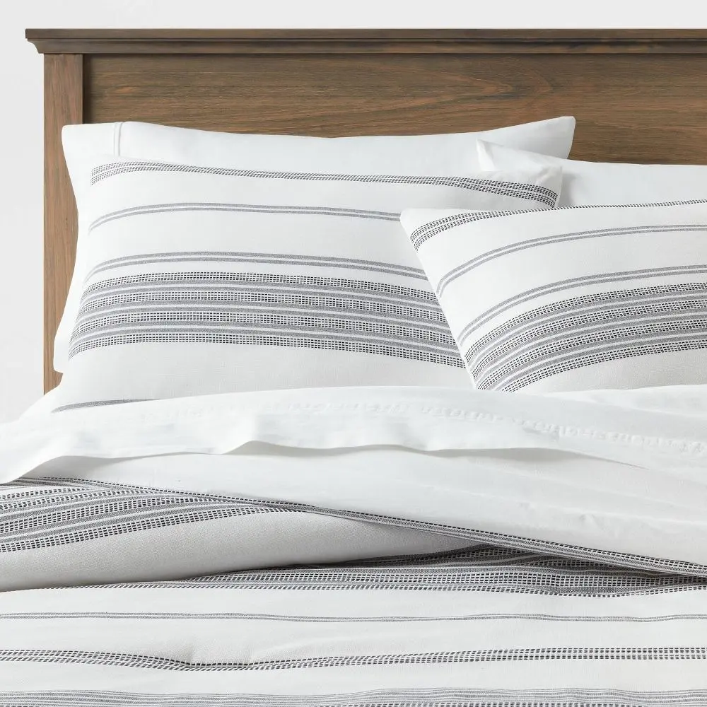 Full/Queen Cotton Woven Stripe Comforter & Sham Set White/Navy - Threshold: OEKO-TEX Certified Zipper Closure