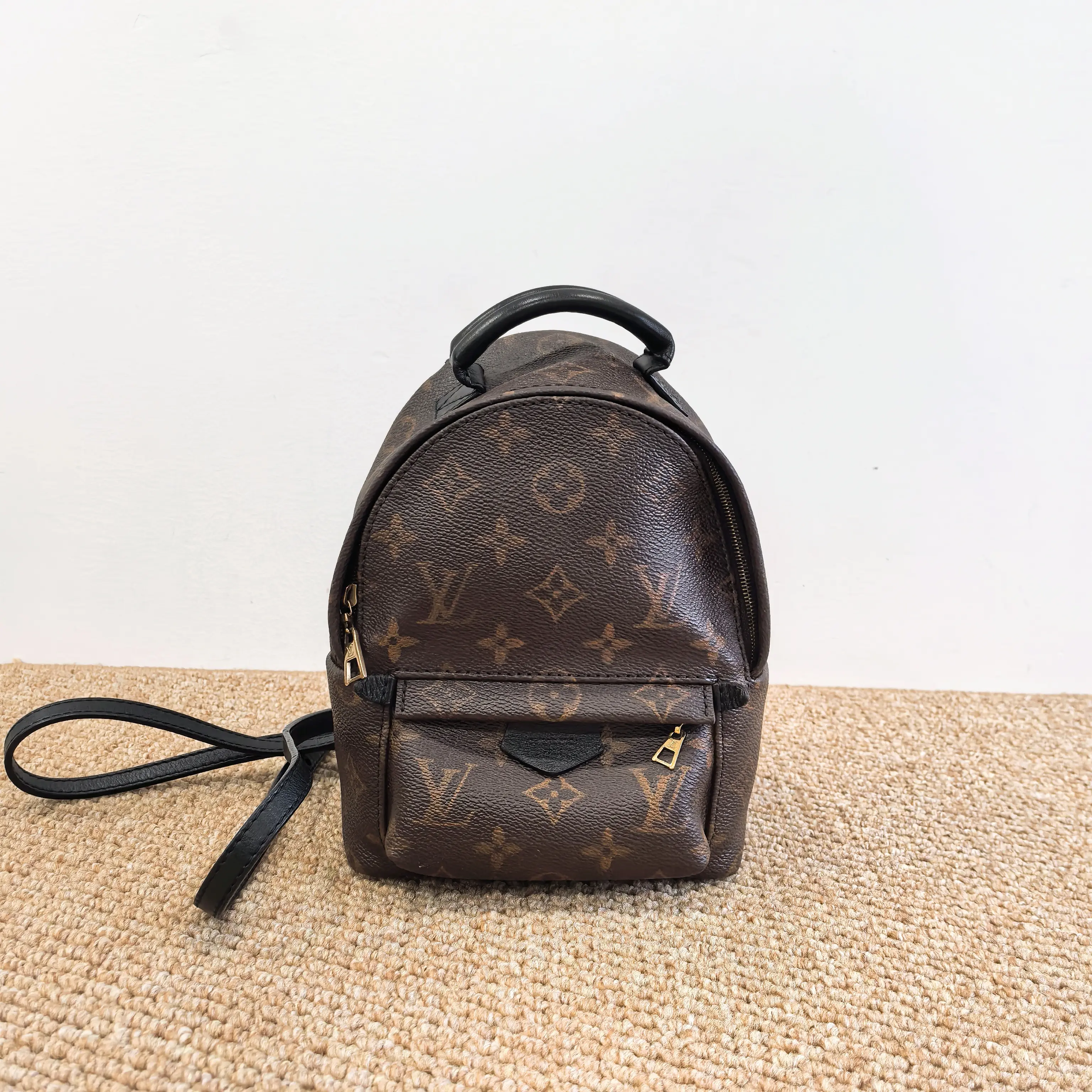 Pre-owned Louis Vuitton Authentic Montsouris Mini Monogram Canvas Backpack Convertible Shoulder Crossbody Bag
