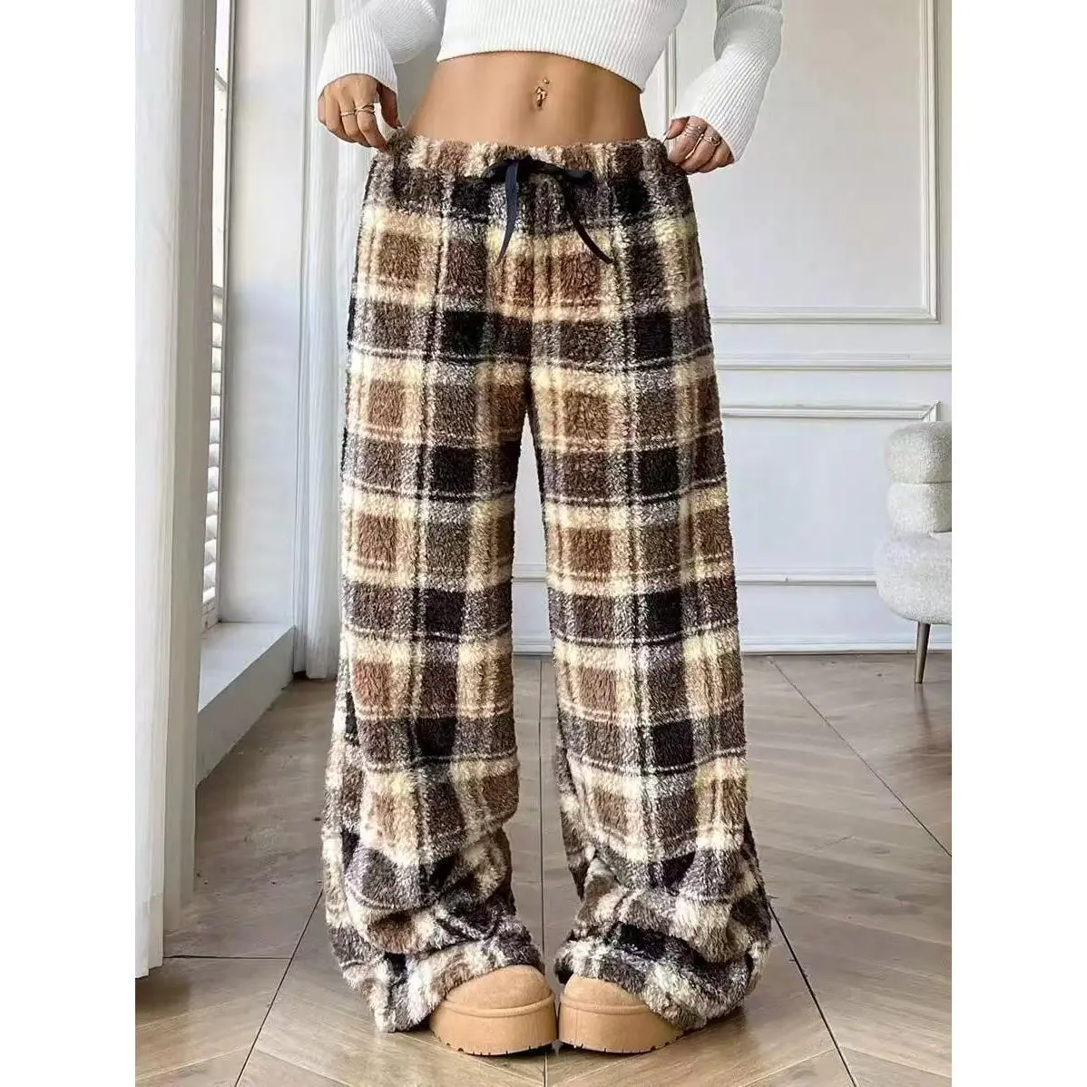 Brown grid (with pockets)