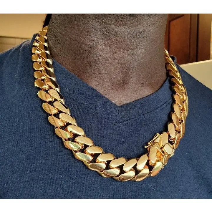18 Karat Gold Vacuum Plated Stainless Steel Miami Cuban Link Necklace with Copper Deployment Clasp - Italy/Mexico & Micro Inspired, 14-22mm Unisex Hip Hop Chicano Style Weighty Stackable Costume Jewelry for Daily Wear, Gifting, Necklaces