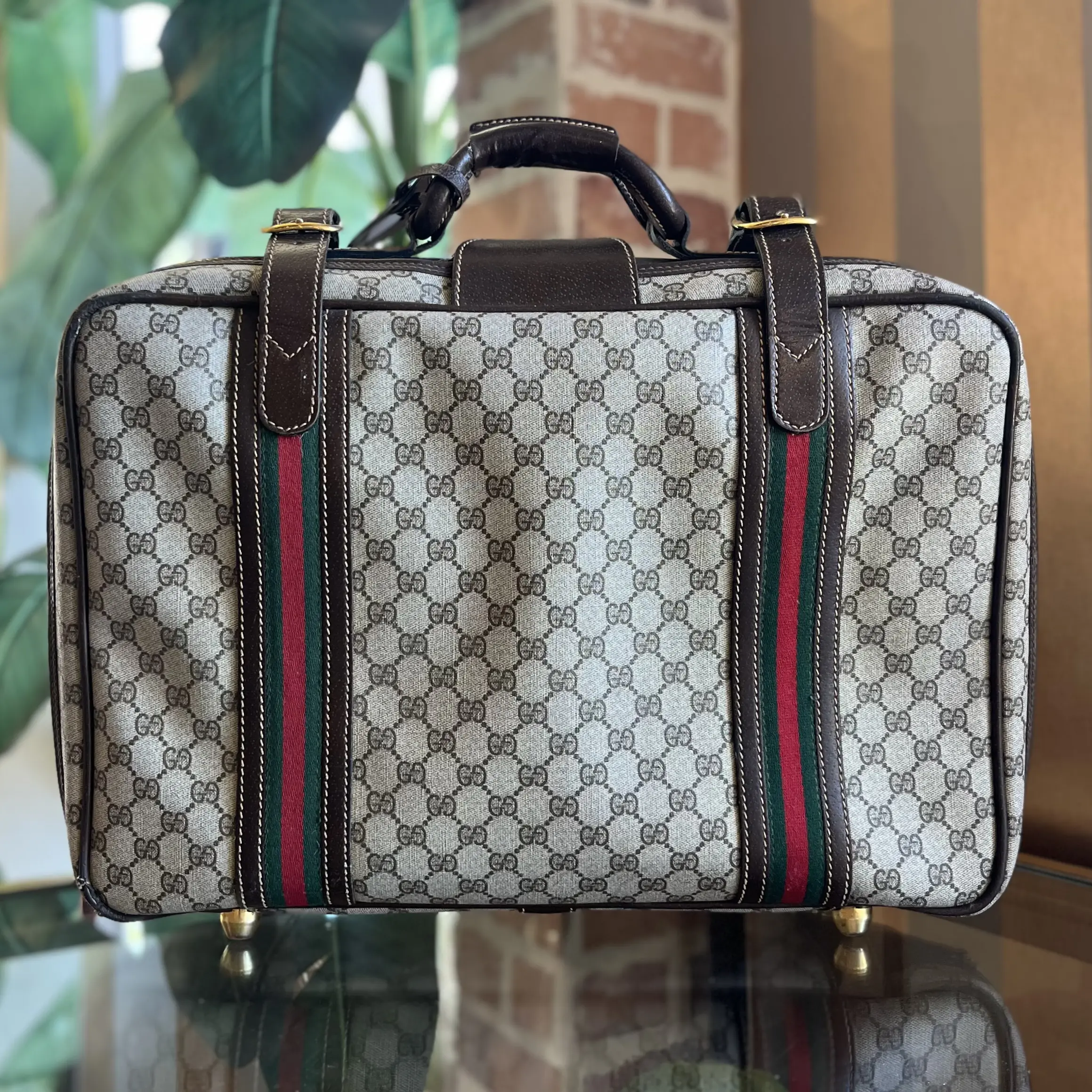 Pre-owned GUCCI canvas Travel Bags GG Beige GG Supreme Vintage Suitcase