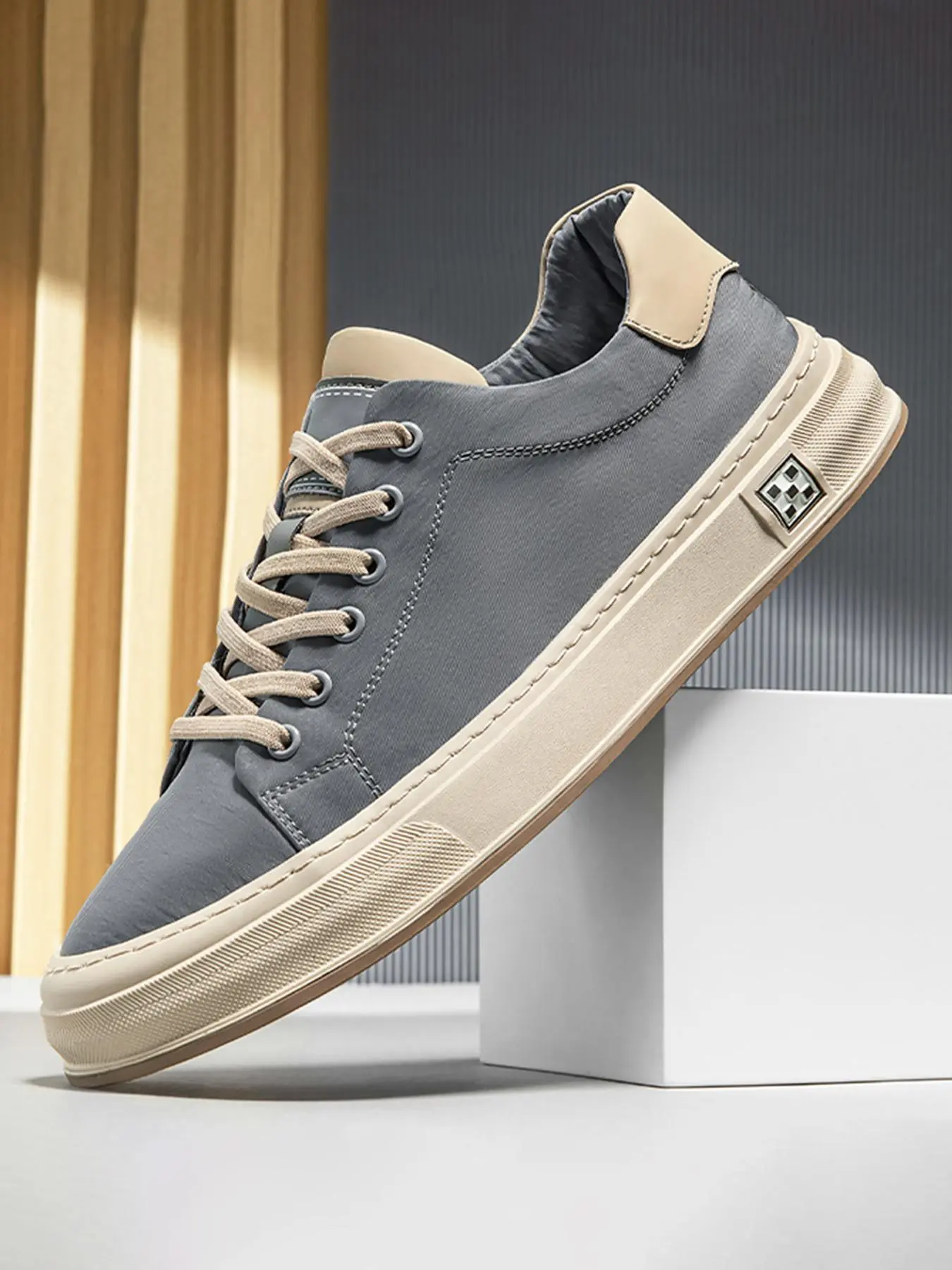 Men's Casual Low Top Sneakers, Athletic Trainer, Casual Trainers, Sports Shoes, Walking Shoes, Plain Fabric Upper, Rubber Sole, All Seasons Wear, Trendy Business Shoes, Perfect for Daily Leisure, Closed, Lightweight Casual Shoes, Trending Sneakers