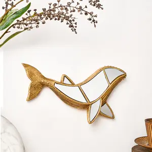 Resin Mirror Fish Wall Decor, Creative Home Decoration Craft Statue, Special Design for Family Wall Art, Photography Prop, Modern Home Decor, Decoration Items