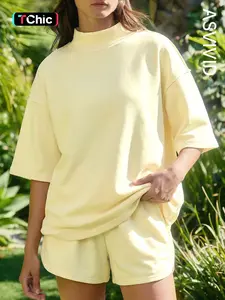 Women's Casual Solid Color Mock Neck Short Sleeve Tee and Shorts with Pockets Set, Exposed Seam Design, All Seasons Wear