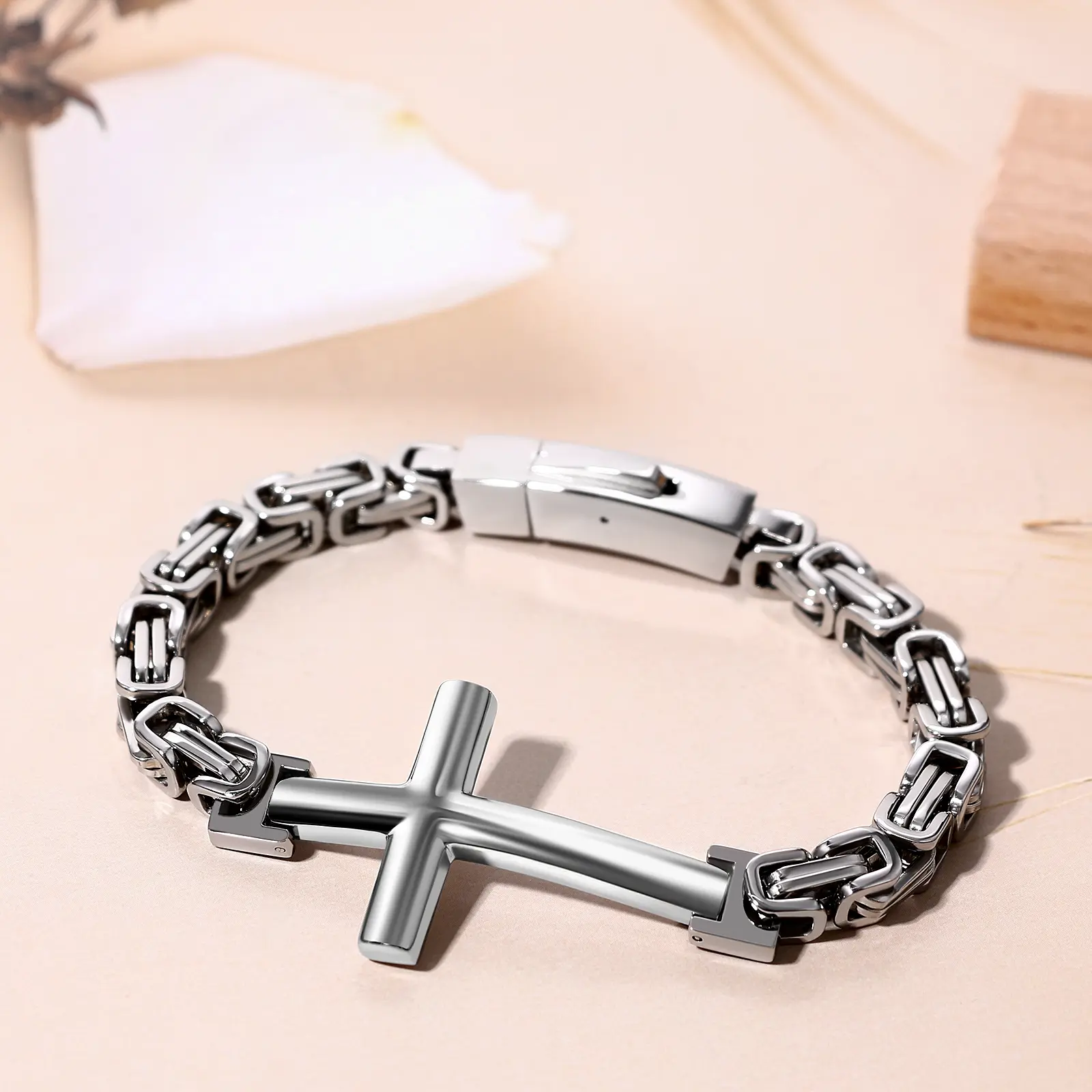 OIDEA Men's Stainless Steel Cross Bracelet, Byzantine Chain Christian Link Jewelry, Hip Hop Rock Religious Faith Gift for Catholic Christians (Easter, Baptism, Communion) - Stainless Steel Bracelets,summerwins