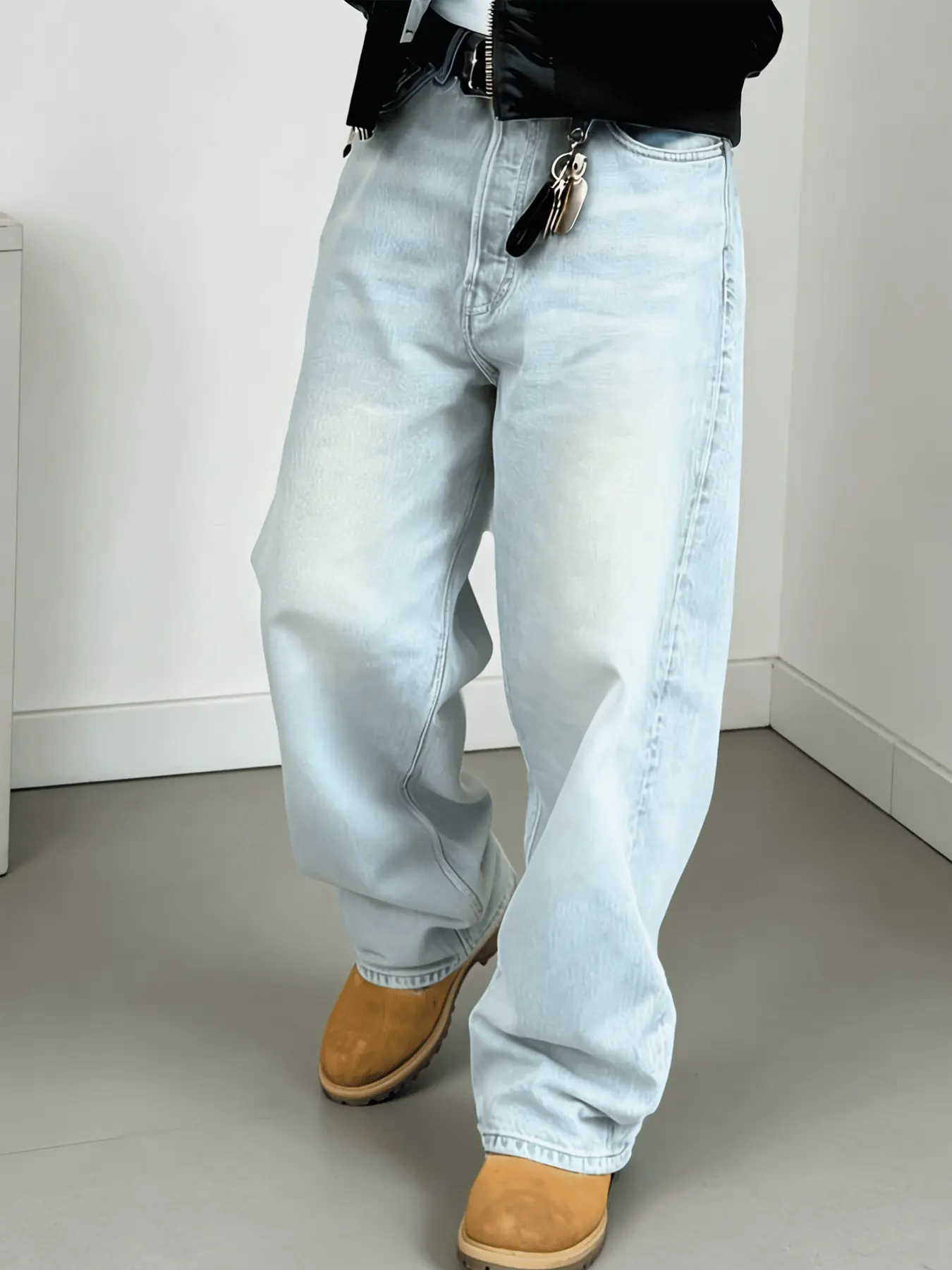Versatile Casual Streetwear Light Wash Jeans That Don't Fade Easily, Three-Dimensional Stylish Long Pants, Comfortable Everyday Wear, Perfect for All Seasons, Pocket