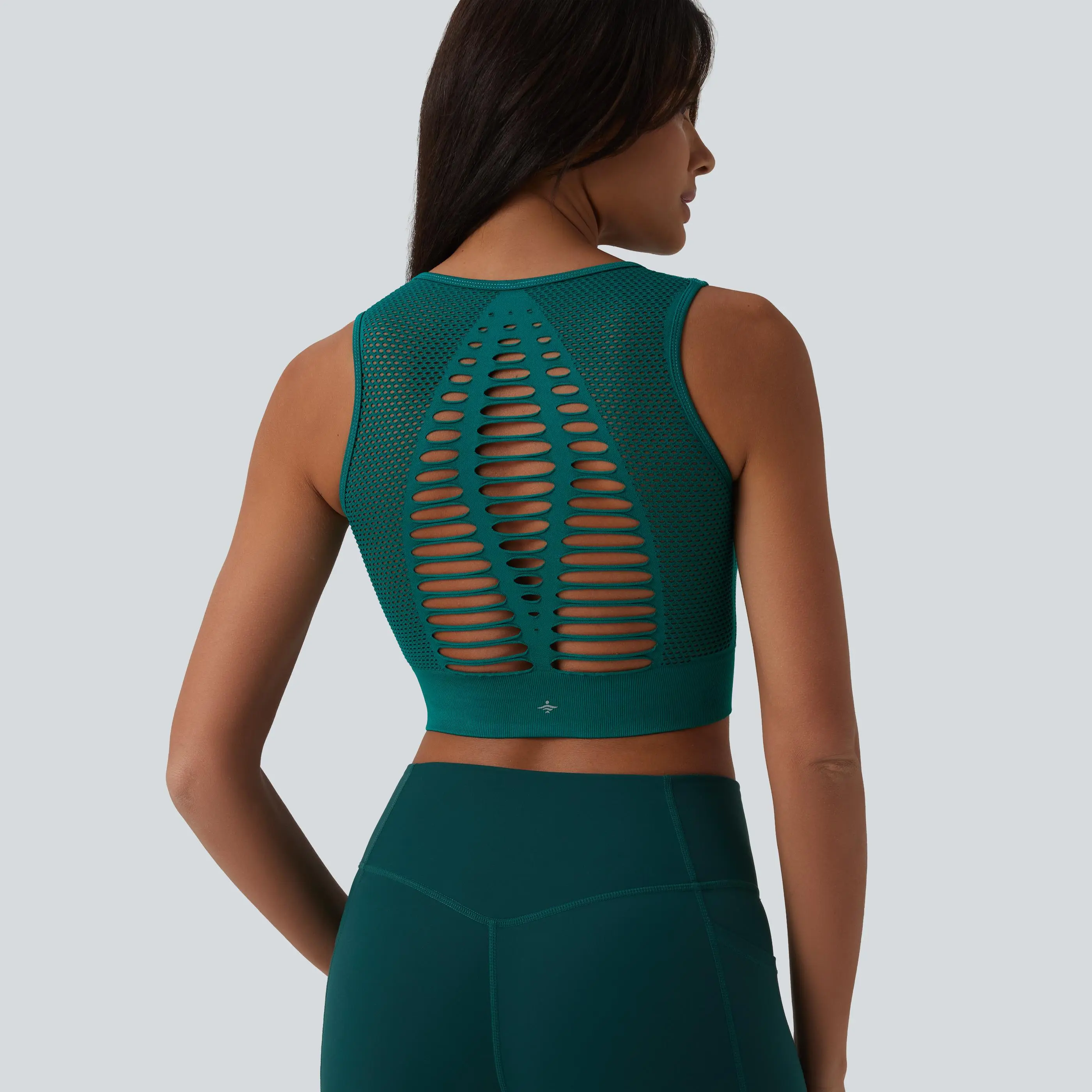 Halara OneForm Seamless Flow Cut-Out Built-in Bra Yoga Tank Top #BackToSchool