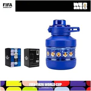 [FIFA World Cup 2026】Officially Licensed 28-ounce water bottle with a wide mouth; offers two ways to drink, is reusable, and easy to carry. Features a sturdy handle and leak-proof design, making it ideal for the gym, outdoor activities, and home use.