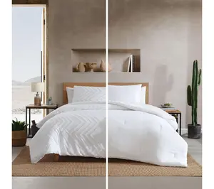 Wrangler Prarie Zig Zag White Chenille Queen Comforter Set