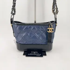 Pre-owned CHANEL leather Shoulder Bags Gabrielle crossbody bag