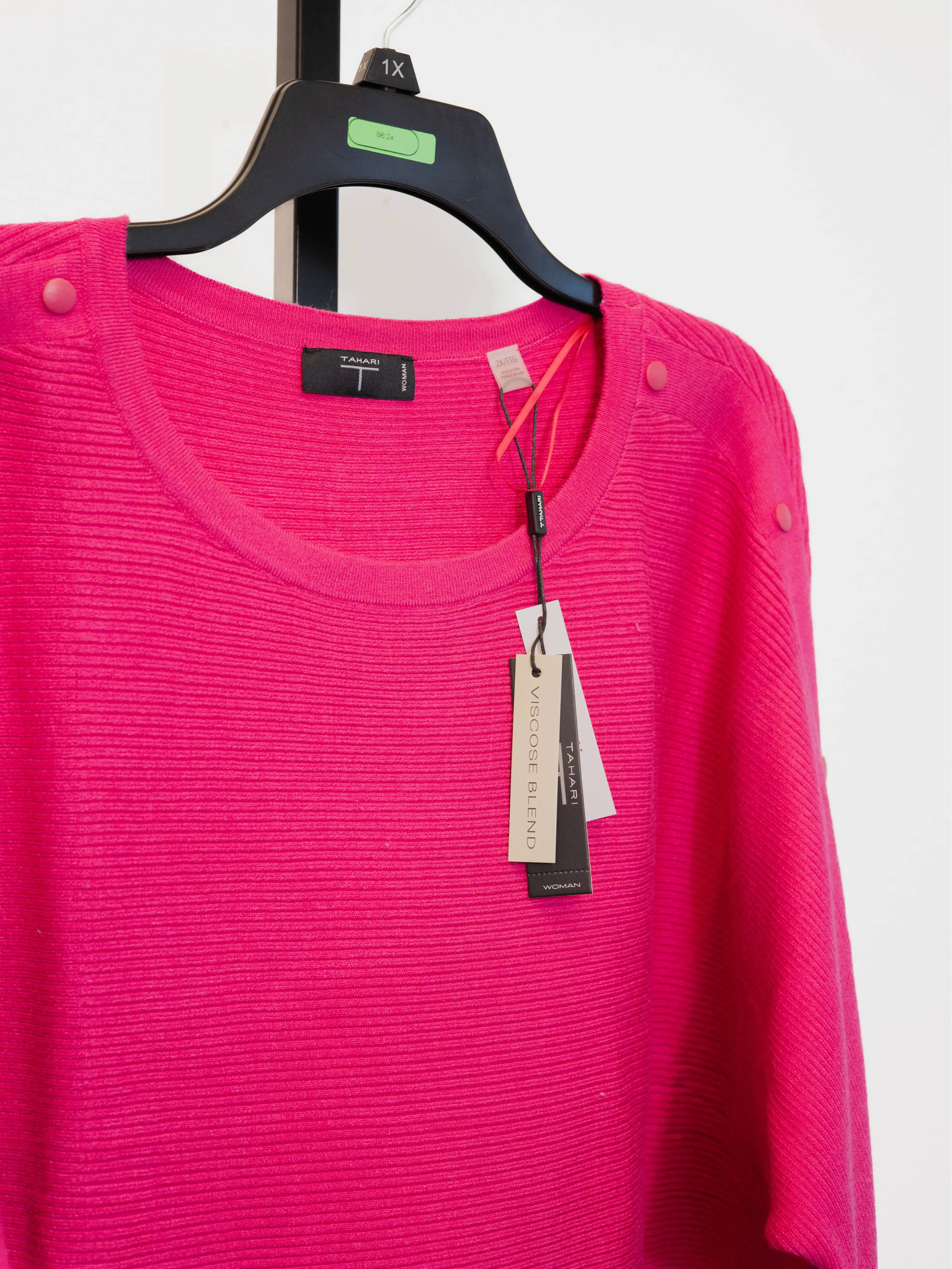 Tahari ribbed sweater