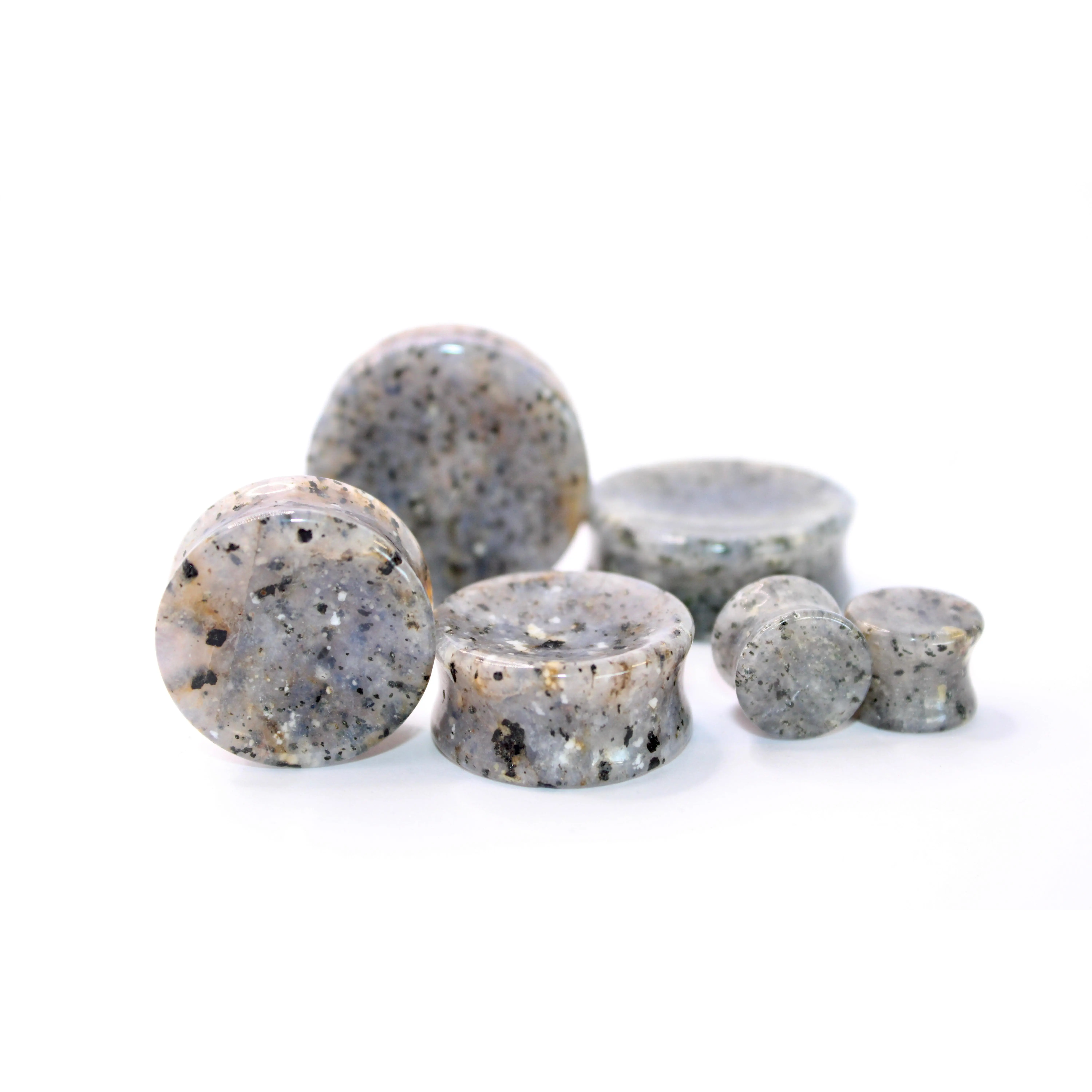 Genuine Polished Natural Crystal Grass Quartz Natural Stone Double Flare Ear Plugs Pair, 4mm-32mm Embedded Jewelry Accessories, Quartz Crystals, Crystal Design