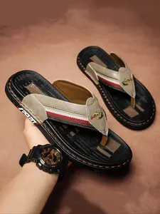 Men's Fashionable Colorblock Flip Flops, Casual Comfortable Flat Sandals for Summer, Lightweight Non-slip Beach Slippers for Daily Wear, Fashionable Footwear, Summer Travel Footwear