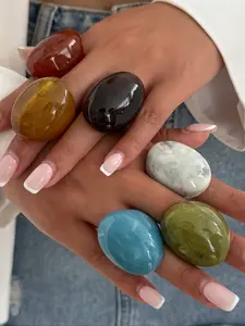 Boho Resin Ring for Women, Elegant Asymmetrical Design Fashion Accessory, Perfect Gift for Valentine's Day & Mother's Day, Hand-Dyed Colors May Vary