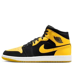 Air Jordan 1 Mid 'New Love' HJ6654-071