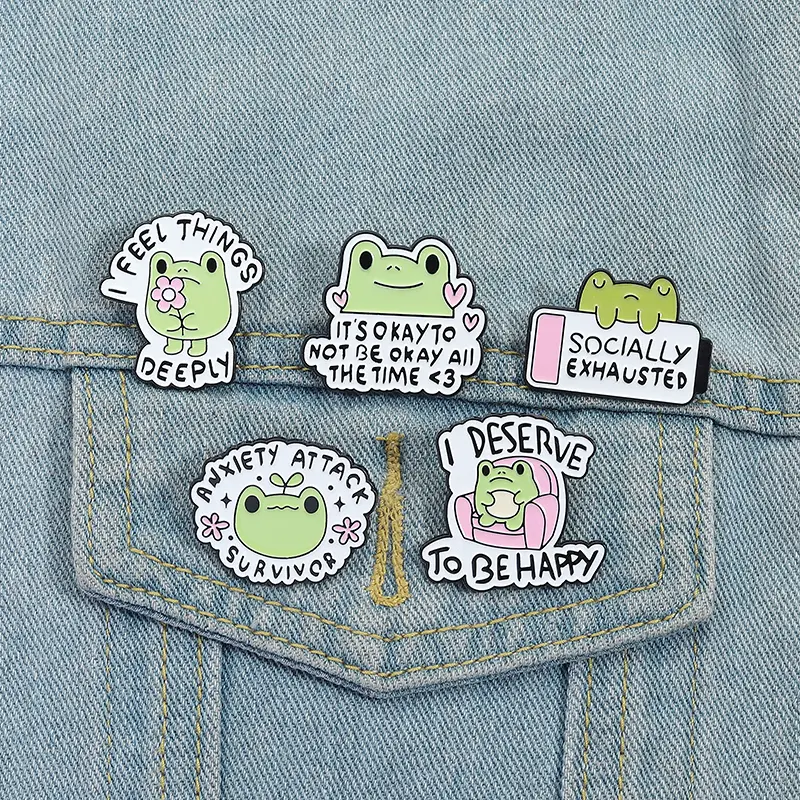 5pcs Cute Frog-Shaped Animal Brooches, Versatile Clothing Decor Pins, Fun Fixed Accessories