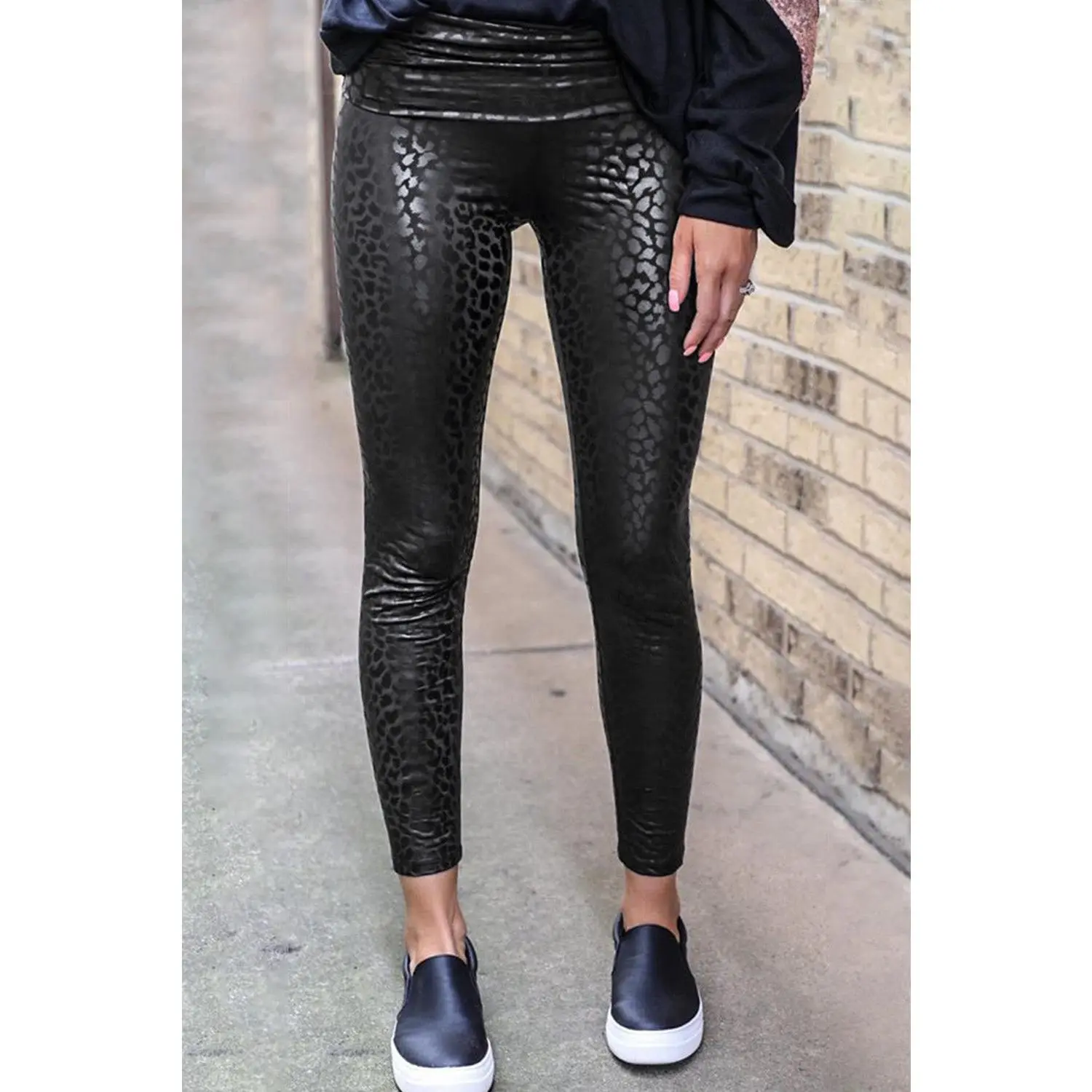 Black Shiny Leopard Casual Textured Leggings