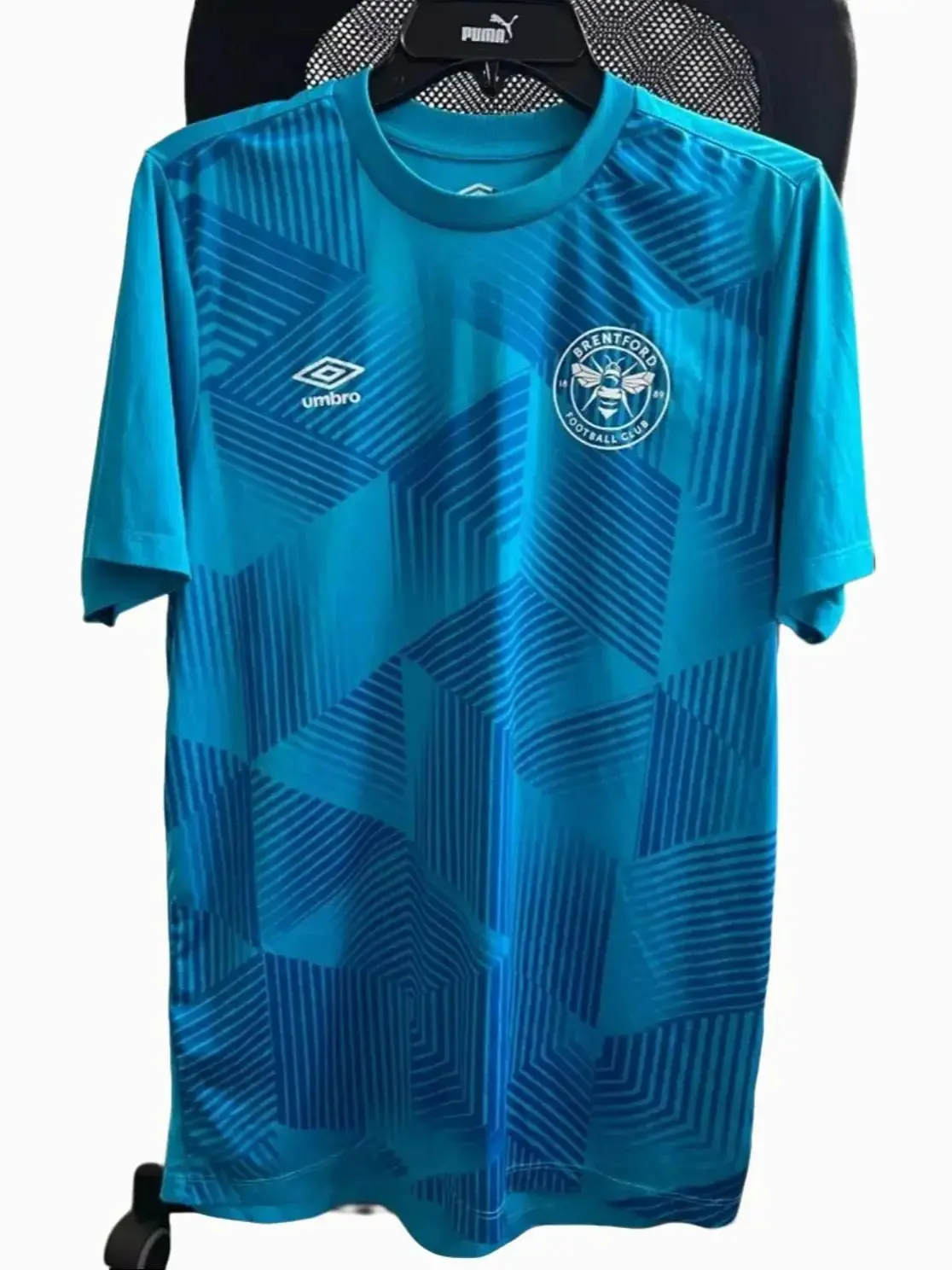 BRENTFORD 2021 - 2022 TRAINING FOOTBALL SHIRT SOCCER JERSEY UMBRO,soccer jersey,football jersey authentic, sports shirt, jersey vintage, mexico jersey, special edition, match jersey, training wear.