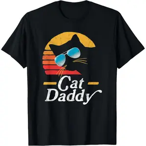 Cat Daddy Vintage 80s Style Cat Retro Sunglasses Distressed T-Shirt