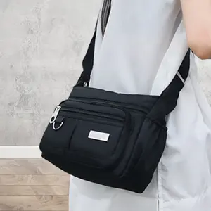 Women's Classic Solid Color Multi-Pocket Shoulder Bag Fashionable and Simple Medium Crossbody Bag Trendy And Versatile Messenger Bag