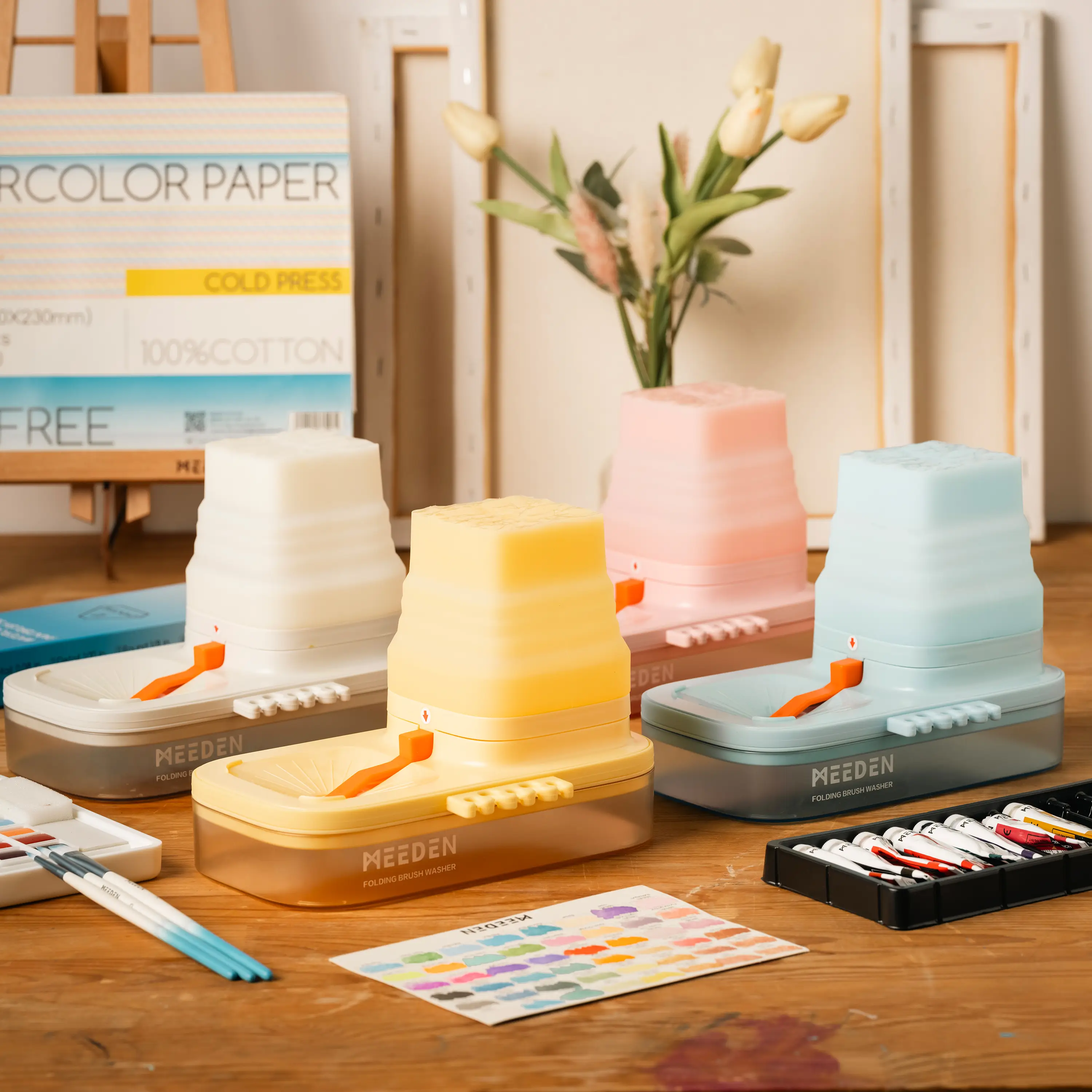 MEEDEN Art Brush Washer for Watercolor with Multi-functional Foldable System with Convenient Use, Gift