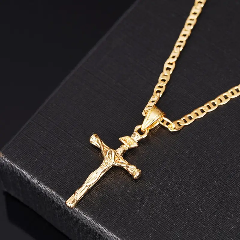 Women's Elegant Cross Pendant Necklace, Dainty Coptic Cross Design, Trendy All-Match Faith Jewelry for Party & Daily Wear, Cross Necklaces, Exquisite Birthday Gift
