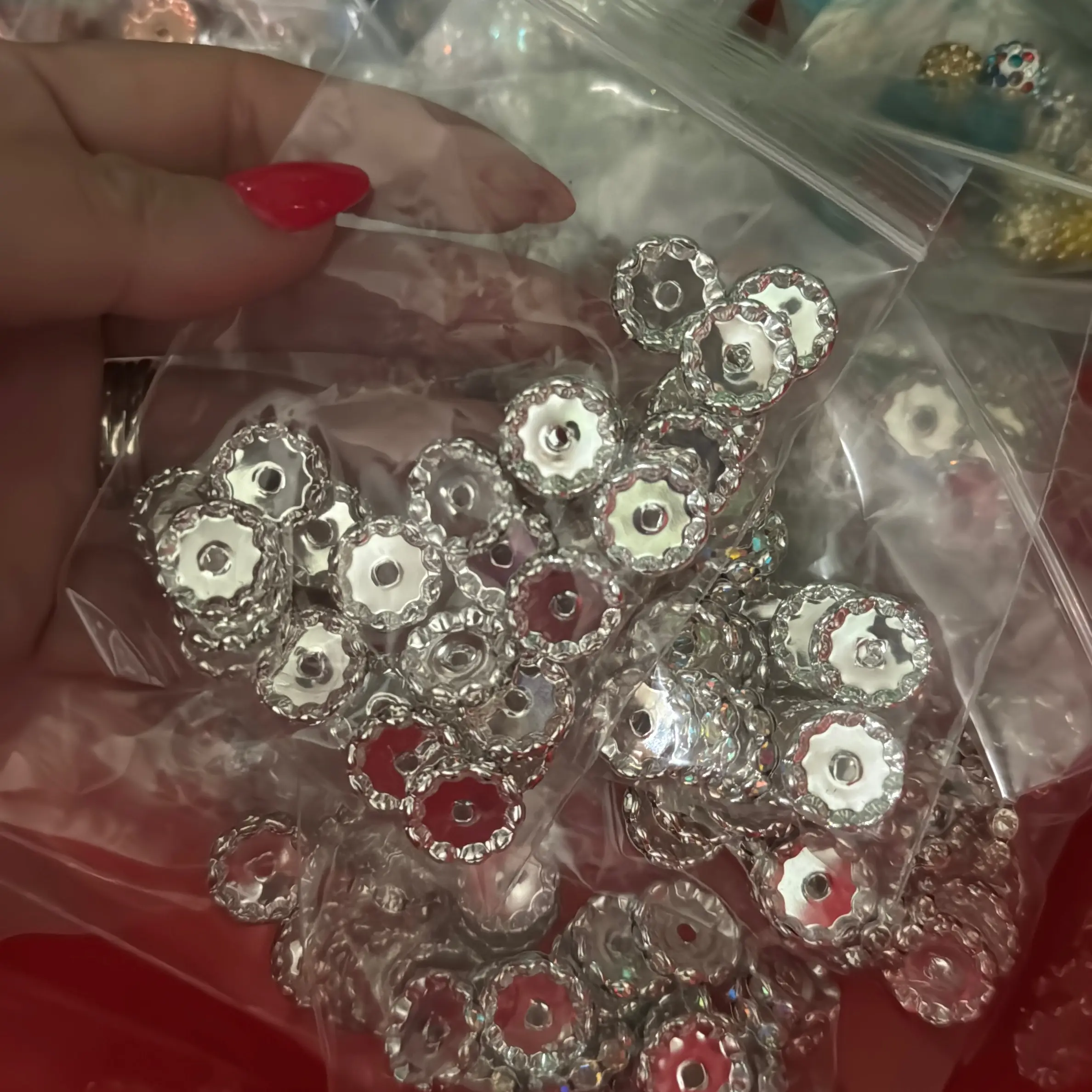 Metal rhinestone spacers