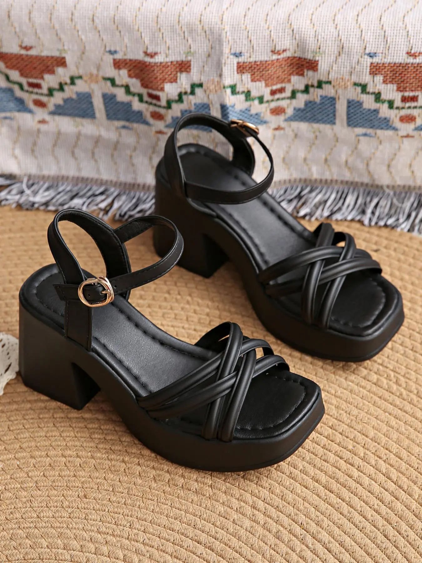 Women's Fashionable Cross Strap Heeled Sandals, Casual Comfortable High Heel Dress Sandals for Daily Wear, Trendy All-match Flatform Sandals for Women & Girls, chic summer footwear