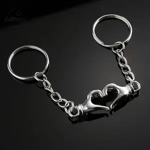 2026 NEW Minimalist Interlocking Love Keys Couple Keychain, Matching Romantic Pendant for Bag Backpack & Keyring