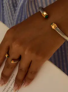 Ladies Jewelry Set Green Peacock Stone Ribbed Stainless Steel 18k Gold Plated Waterproof And Anti Allergy Jewelry Elegant Natural Stone Jewelry For All Four Seasons